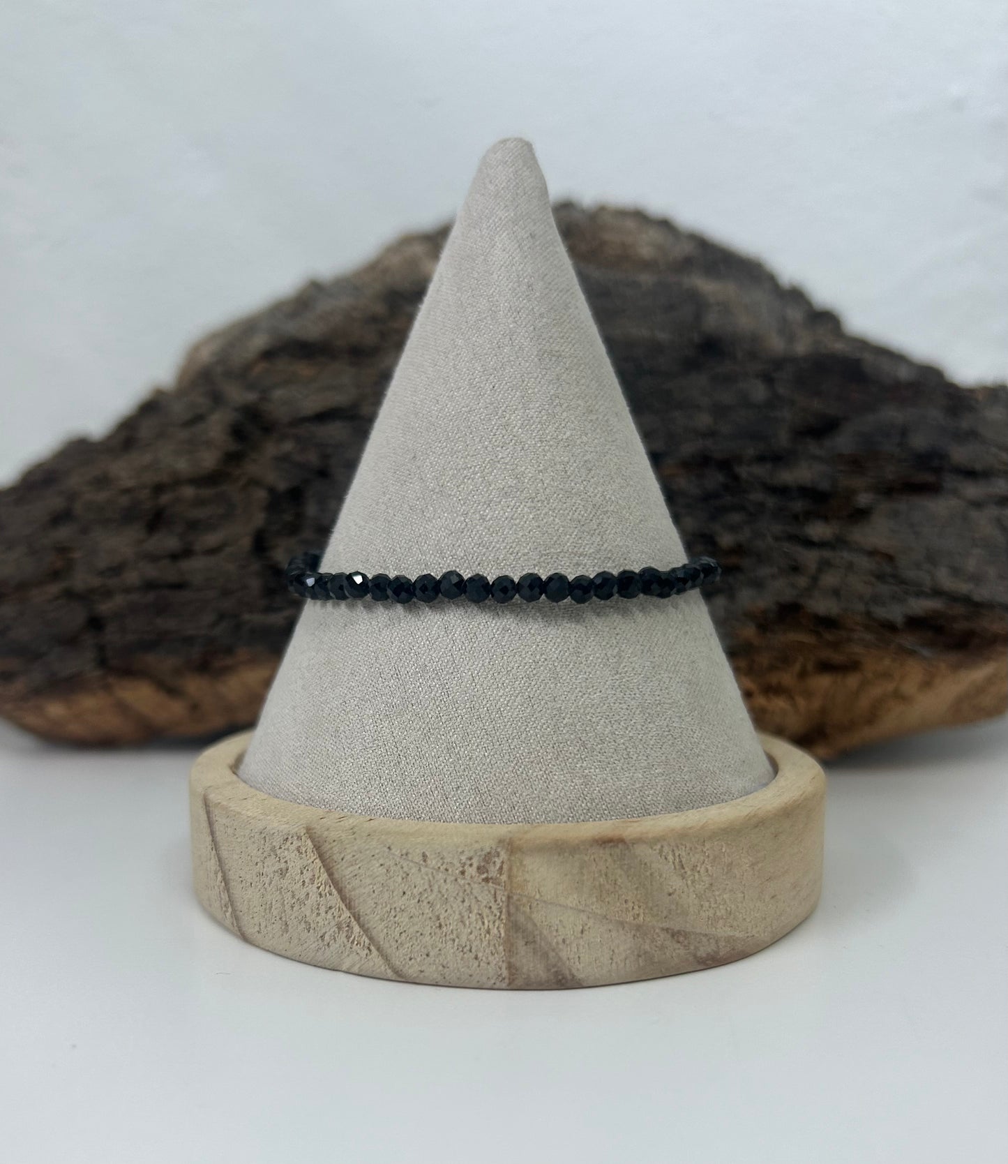 Pulsera elástica turmalina negra facetada