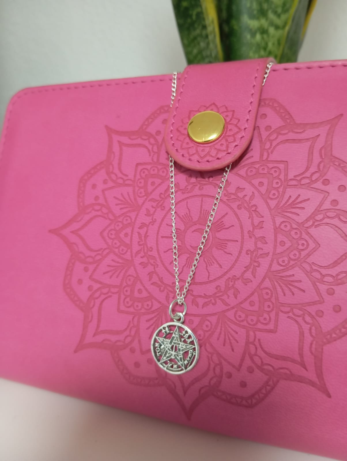 Colgante de tetragrámaton sin cadena (plata).