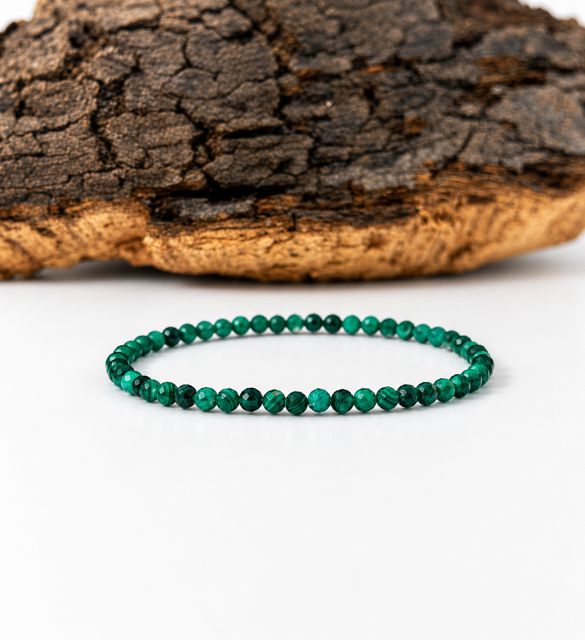 Pulsera elástica de malaquita facetada