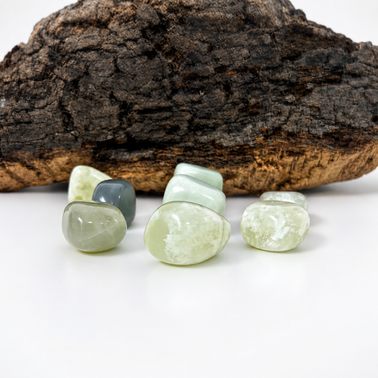 Canto rodado de jade verde