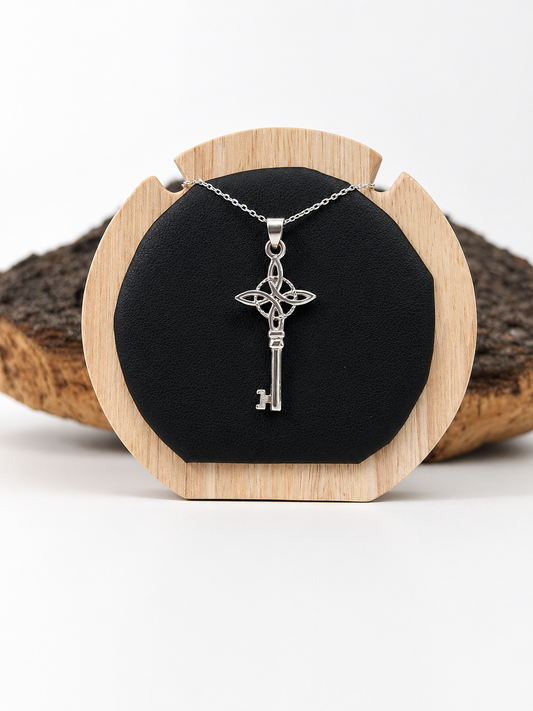 Colgante llave de nudo (plata 925)