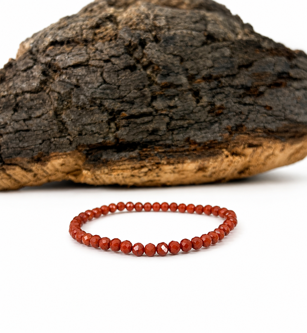 Pulsera elástica de jaspe rojo facetado