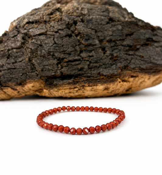 Pulsera elástica de jaspe rojo facetado