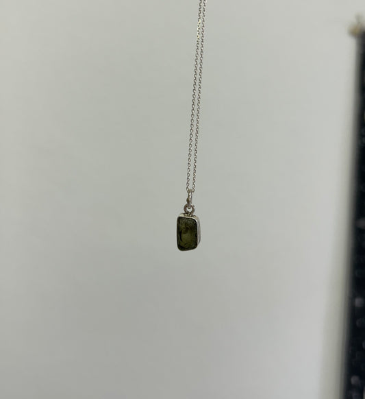 Moldavita 1'3gr (plata 925)