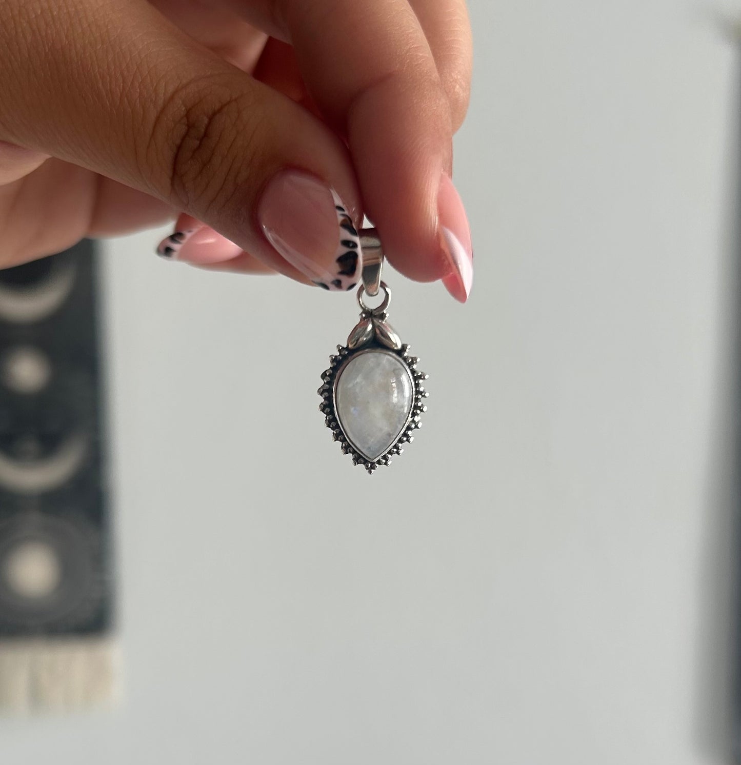 Gota de piedra luna (plata 925)