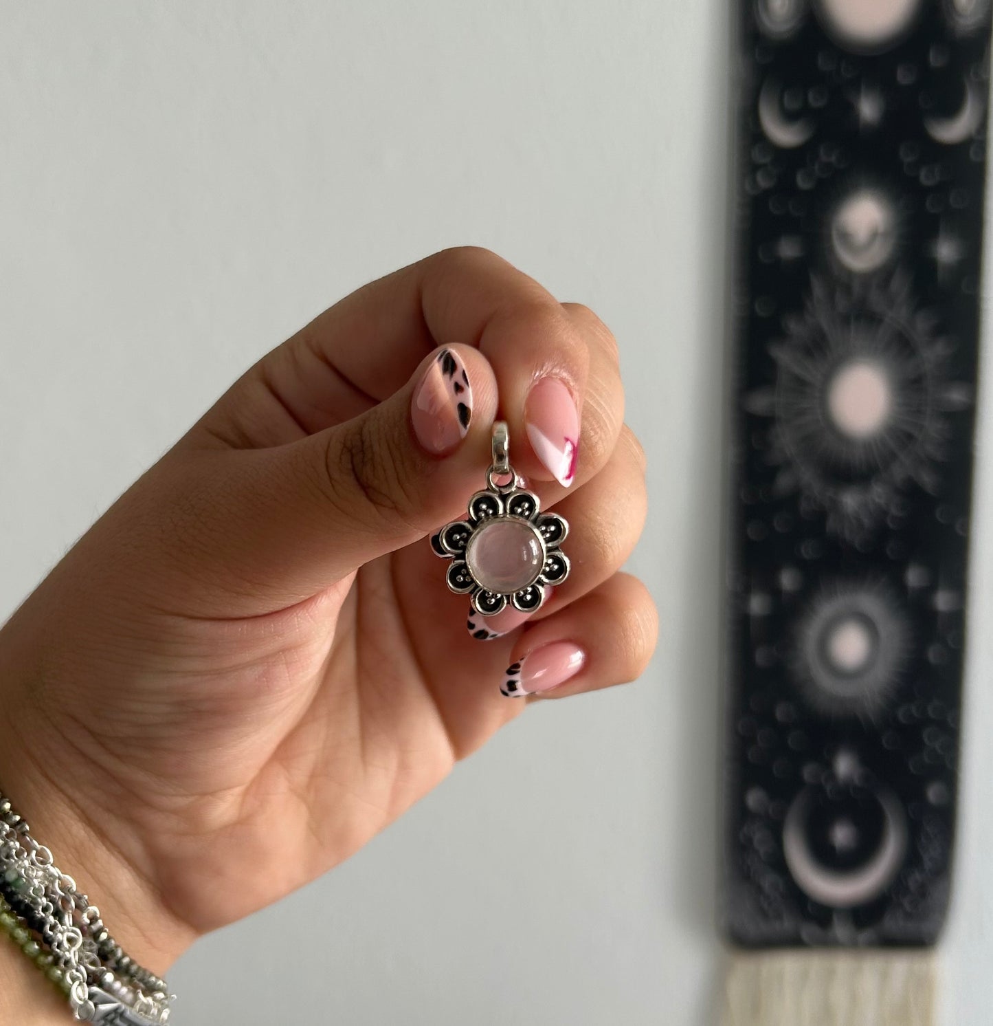 Flor cuarzo rosa (plata 925)