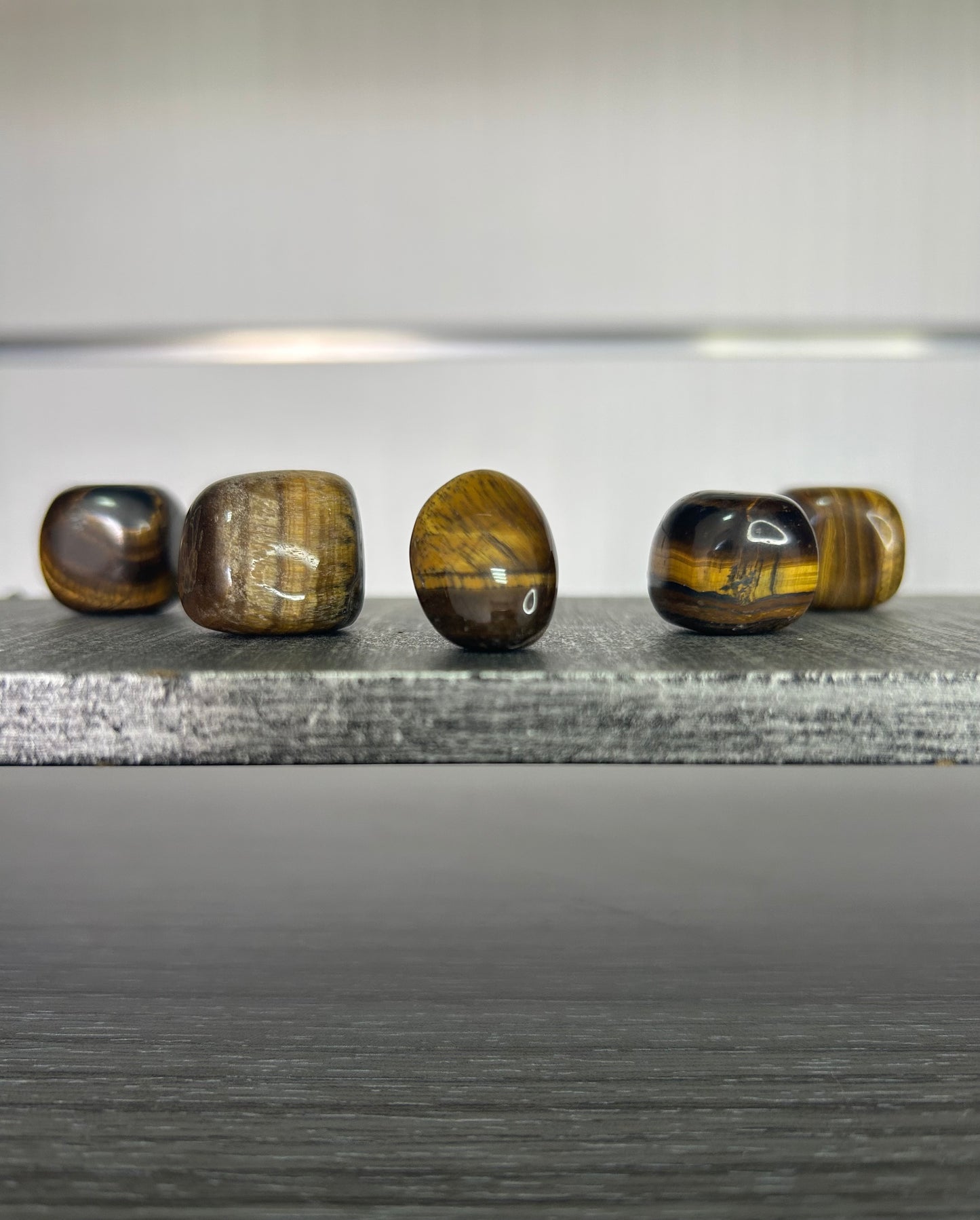 Ojo de tigre pequeño.