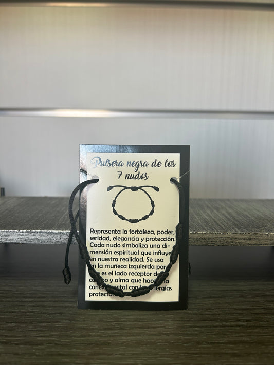Pulsera 7 nudos negra.