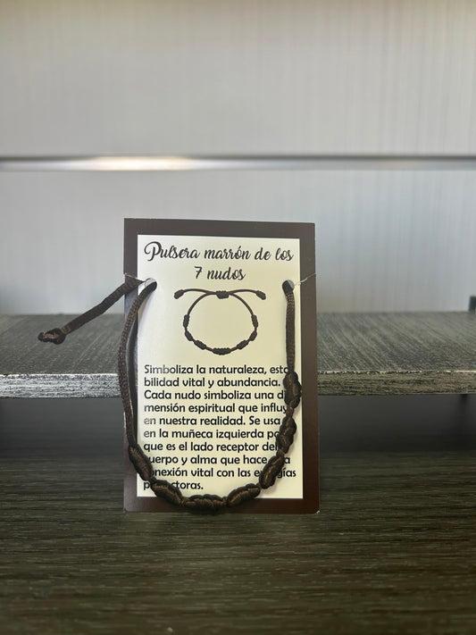 Pulsera 7 nudos marrón.