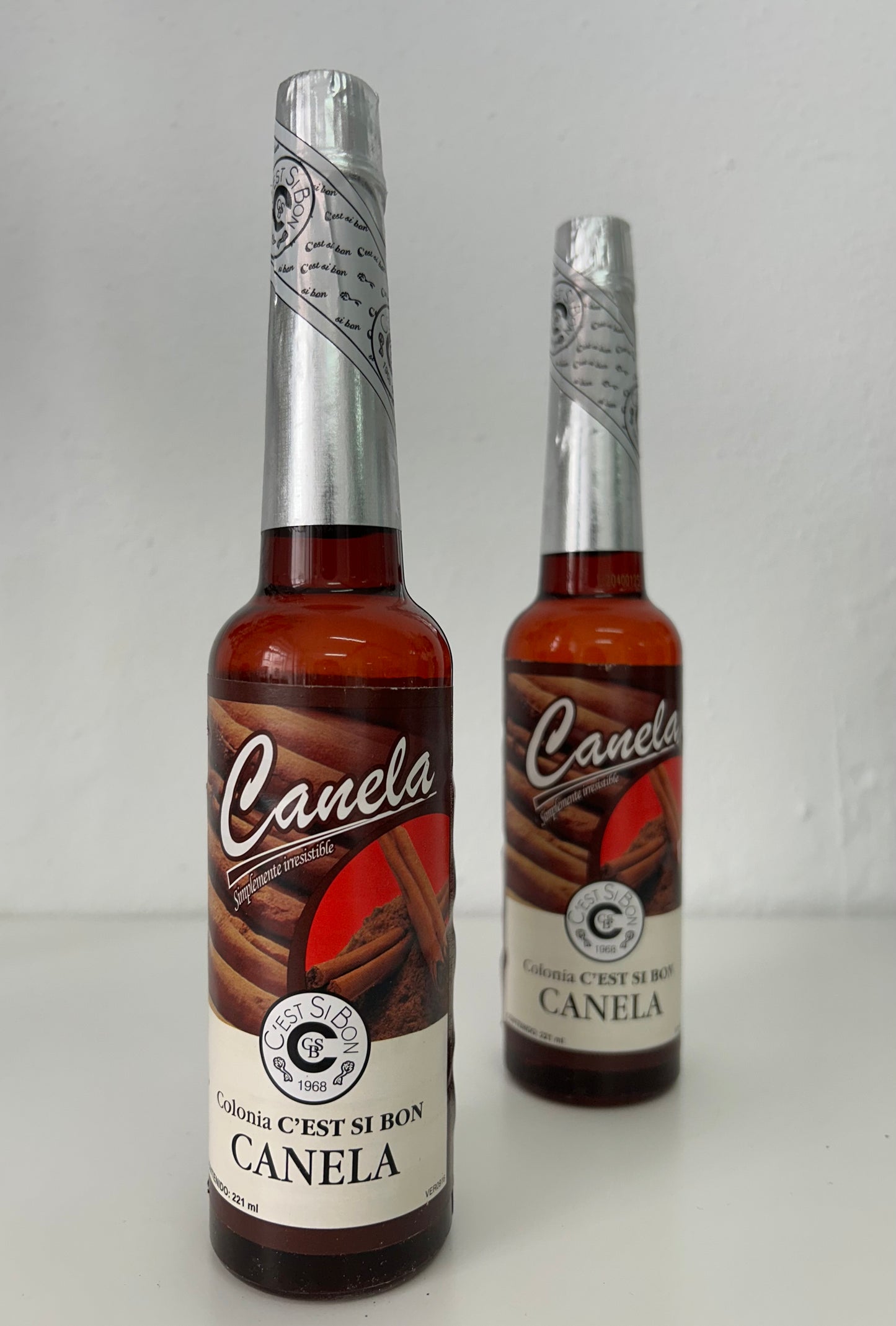 Agua de canela (colonia de canela.).