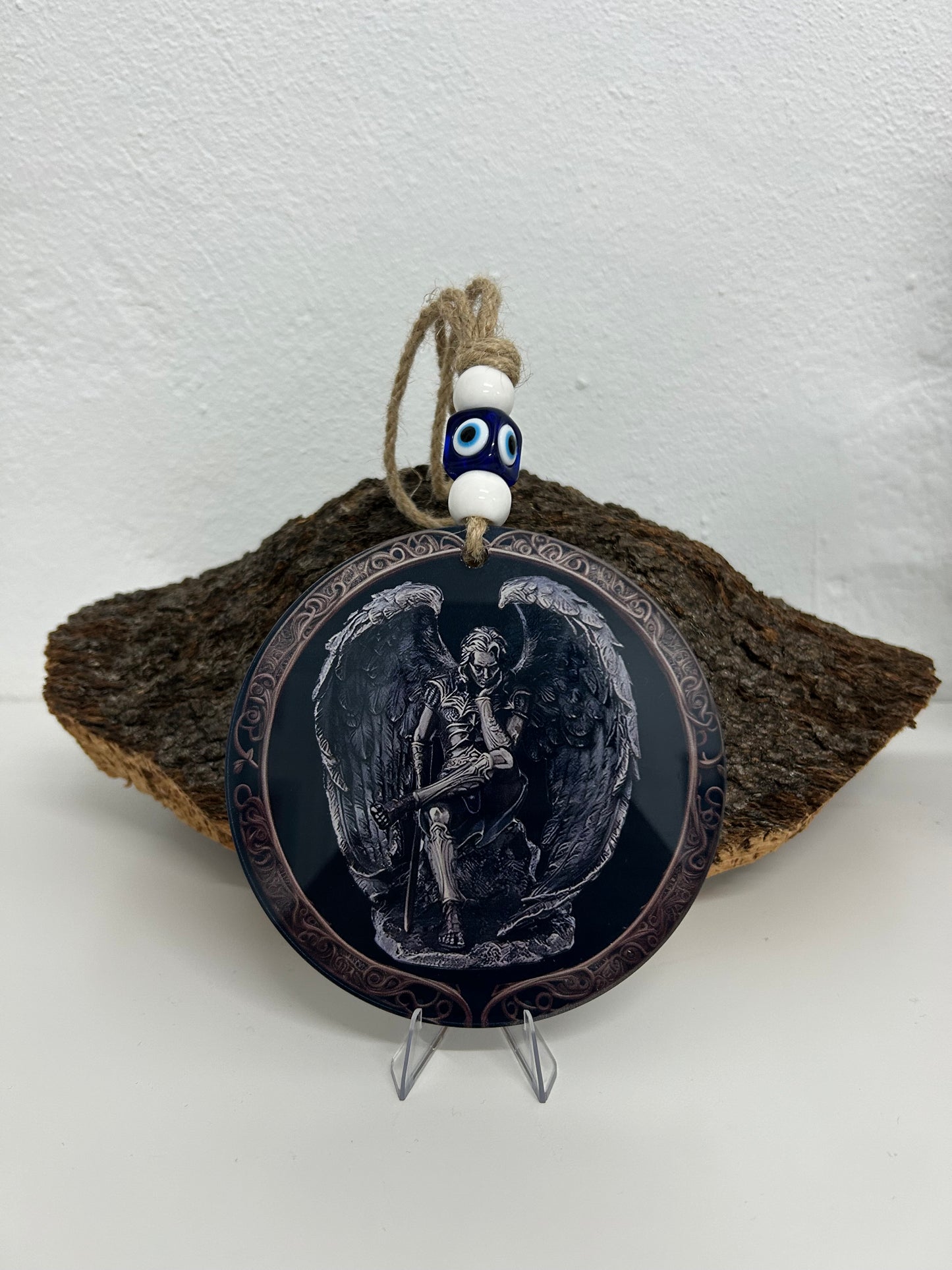 Amuleto para el hogar de San Miguel Arcángel