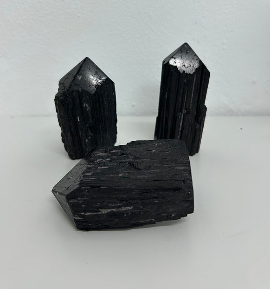 Punta de turmalina negra