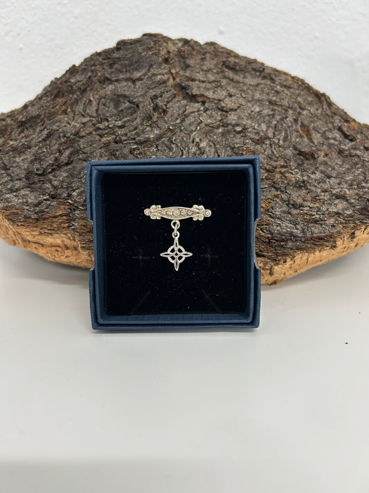 Broche nudo de bruja activado (plata925)