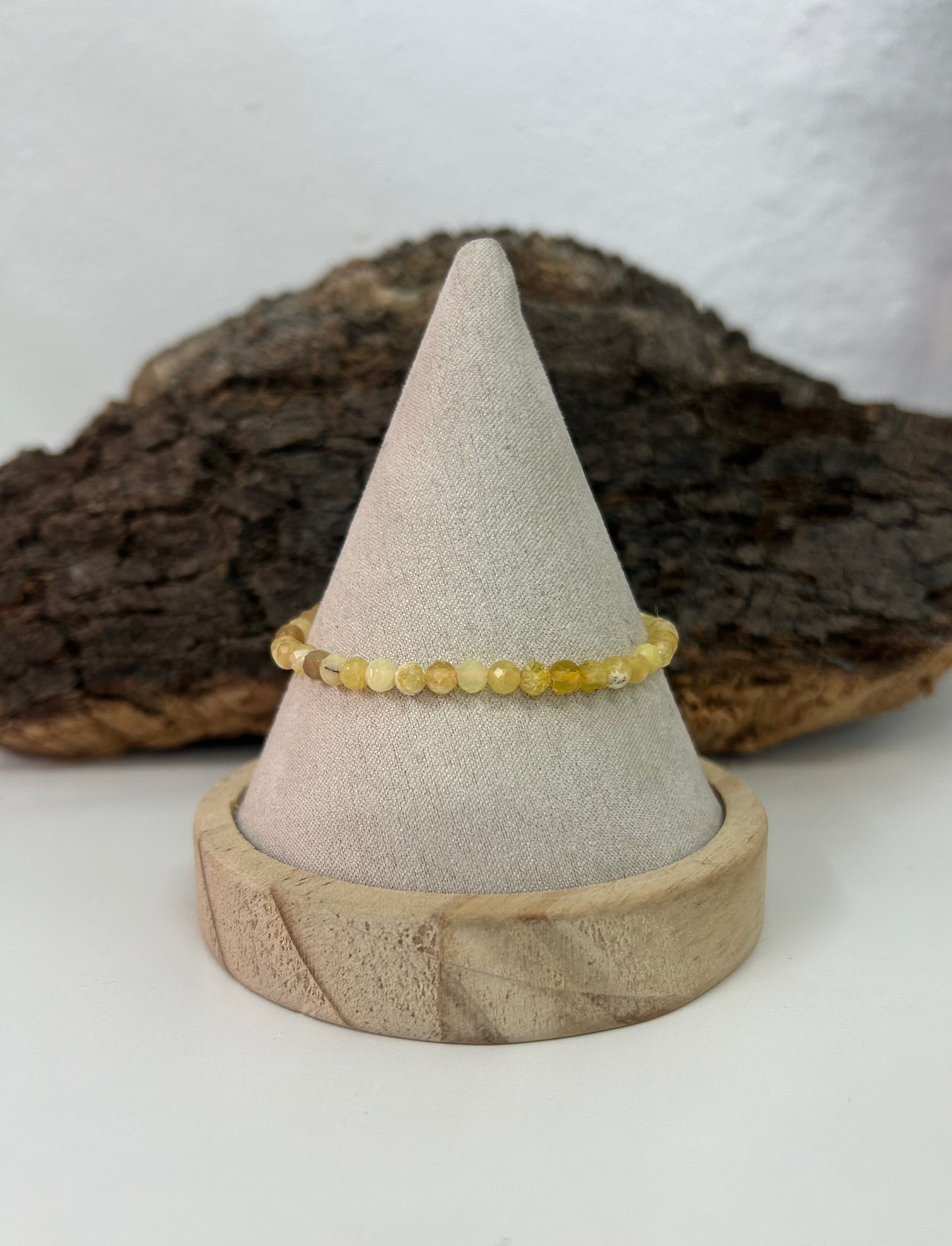 Pulsera ópalo amarillo facetado