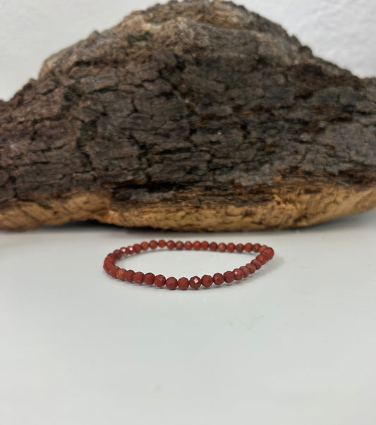 Pulsera jaspe rojo facetado
