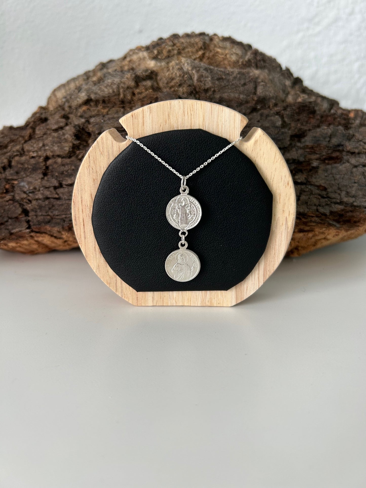 Colgante doble medalla San Judas y San Benito (plata 925)