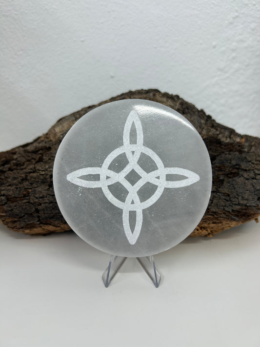 Placa de selenita nudo de bruja 10cm