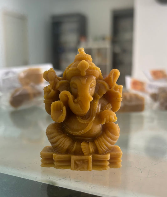 Vela Ganesha de miel