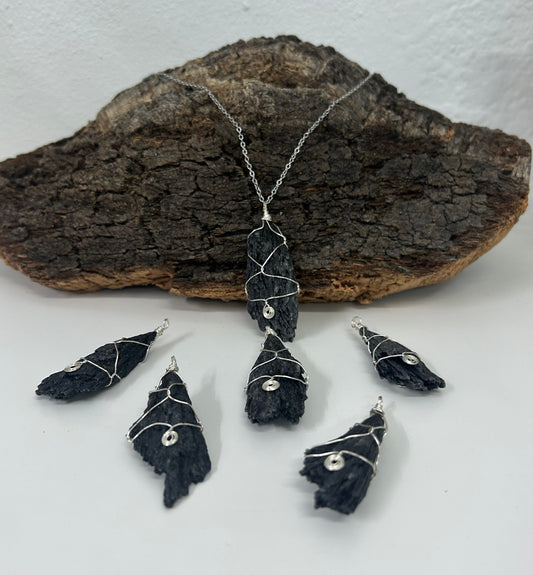 Colgante escoba de bruja