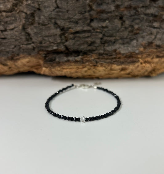 Pulsera facetada de turmalina negra y herkimer (plata 925)