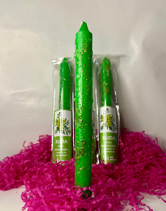 Vela ritualizada de ruda.